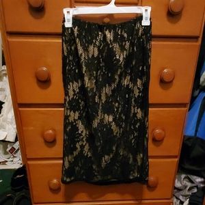 Lace pencil skirt